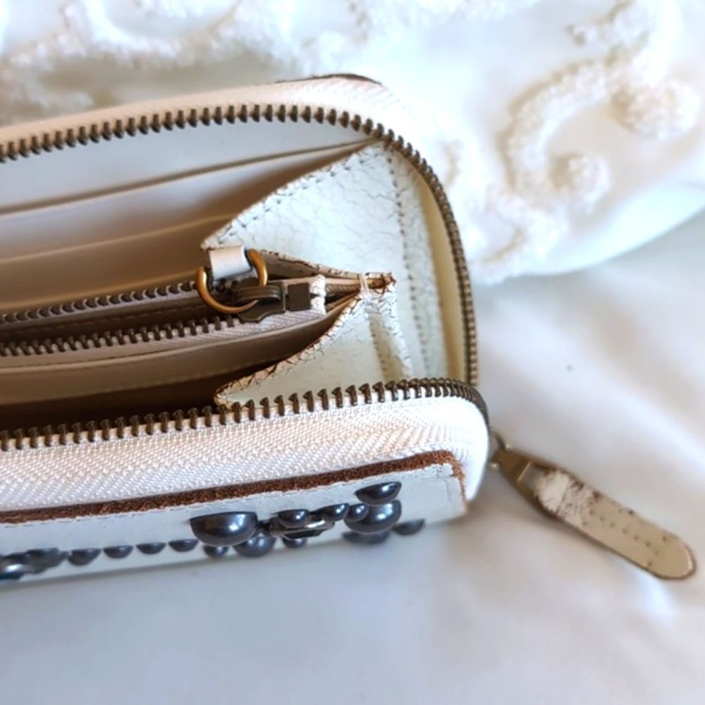 POLO Ralph Lauren Jewel/ Studded Ivory Distressed Zip Around Wallet NWOT - Picture 12 of 13
